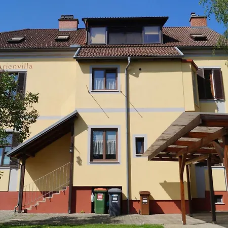 Arena Appartement