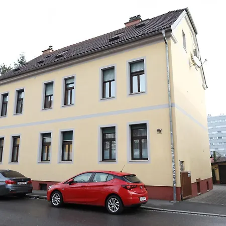 Arena Appartement